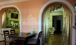 شقة سكنية 5-комн 135 m² - يوريفسكايا, Batumi