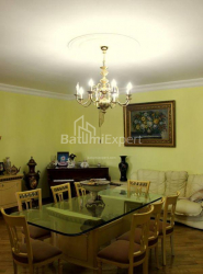 شقة سكنية 5-комн 135 m² - يوريفسكايا, Batumi