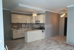 شقة سكنية 72 متر مربع - نيكو بيروسماني, Batumi, جورجيا