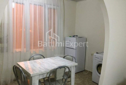 شقة سكنية 2-комн 44 m² - إيفان جافاخيشفيلي, Batumi