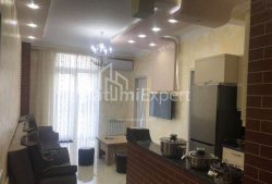 شقة سكنية 3-комн 168 m² - زورابا جورجيلادزه, Batumi