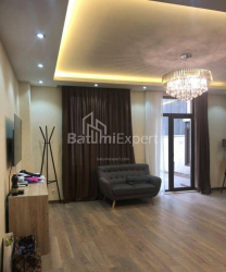 شقة سكنية 4-комн 110 m² - يوريفسكايا, Batumi