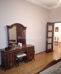 شقة سكنية 4-комн 116 m² - الكسندرا بوشكين, Batumi