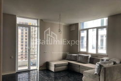 شقة سكنية 2-комн 81 m² - يوريفسكايا, Batumi