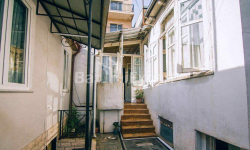 شقة سكنية 100 متر مربع - الملك بارنافاز, Batumi, جورجيا