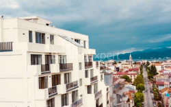شقة سكنية 75 متر مربع - فاختانغ جورجاسالي, باتومي, جورجيا