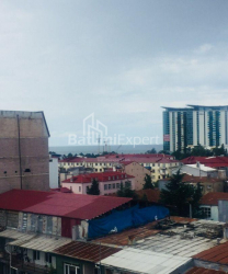 شقة سكنية 75 متر مربع - فاختانغ جورجاسالي, باتومي, جورجيا