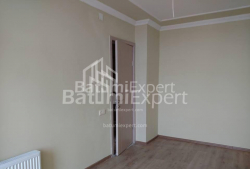 شقة سكنية 4-комн 75 m² - بيترا مليكيشفيلي, Batumi