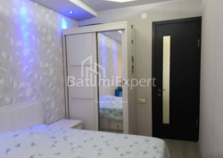 شقة سكنية 4-комн 110 m² - إيفان جافاخيشفيلي, Batumi