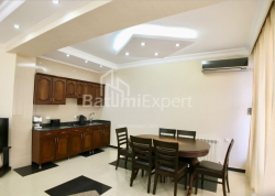 شقة سكنية 160 متر مربع - زورابا جورجيلادزه, Batumi, جورجيا