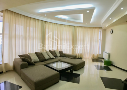 شقة سكنية 160 متر مربع - زورابا جورجيلادزه, Batumi, جورجيا