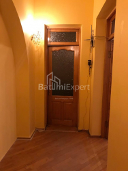 شقة سكنية 4-комн 93 m² - Ekvtime تاكايشفيلي, Batumi