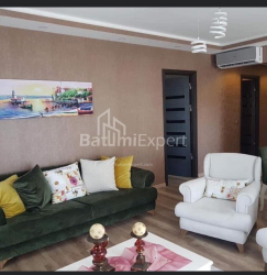 شقة سكنية 3-комн 88 m² - روستافيلي, Batumi