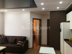 شقة سكنية 80 متر مربع - زورابا جورجيلادزه, Batumi, جورجيا