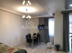 شقة سكنية 3-комн 74 m² - شالفا إيناساريدزه, Batumi