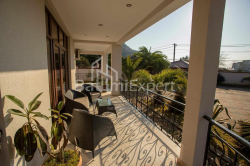 منزل شخصي 7-комн 500 m² - بيتري ايبيري, Gonio