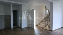 منزل شخصي 5-комн 230 m² - سفيمون كانانيلي, Kvariati