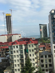 شقة سكنية 96 متر مربع - فاختانغ جورجاسالي, باتومي, جورجيا