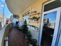 شقة سكنية 96 متر مربع - فاختانغ جورجاسالي, باتومي, جورجيا