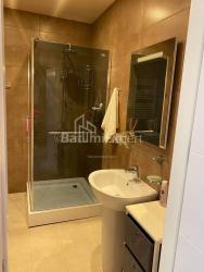 شقة سكنية 77 متر مربع - الملك بارنافاز, Batumi, جورجيا