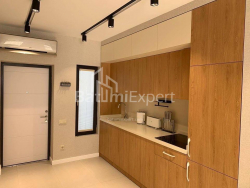 منزل شخصي 3-комн 110.7 m² - طريق المطار السريع, Batumi