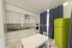 منزل شخصي 4-комн 170 m² - طريق المطار السريع, Batumi