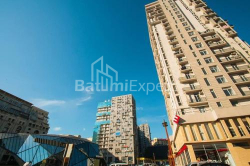 شقة سكنية 100 متر مربع - زورابا جورجيلادزه, باتومي, جورجيا