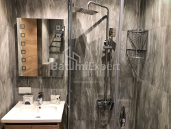 شقة سكنية 1-комн 40.9 m² - أندرو الأول, Kvariati
