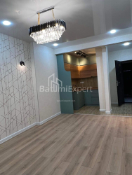 شقة سكنية 55 متر مربع - زقاق الأبطال, باتومي, جورجيا