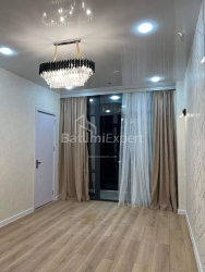 شقة سكنية 55 متر مربع - زقاق الأبطال, باتومي, جورجيا