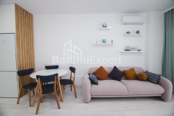 شقة سكنية 3-комн 74 m² - زورابا جورجيلادزه, Batumi
