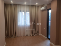 شقة سكنية 4-комн 100 m² - زورابا جورجيلادزه, Batumi