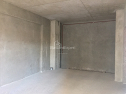 شقة سكنية 81 متر مربع - الملك بارنافاز, باتومي, جورجيا
